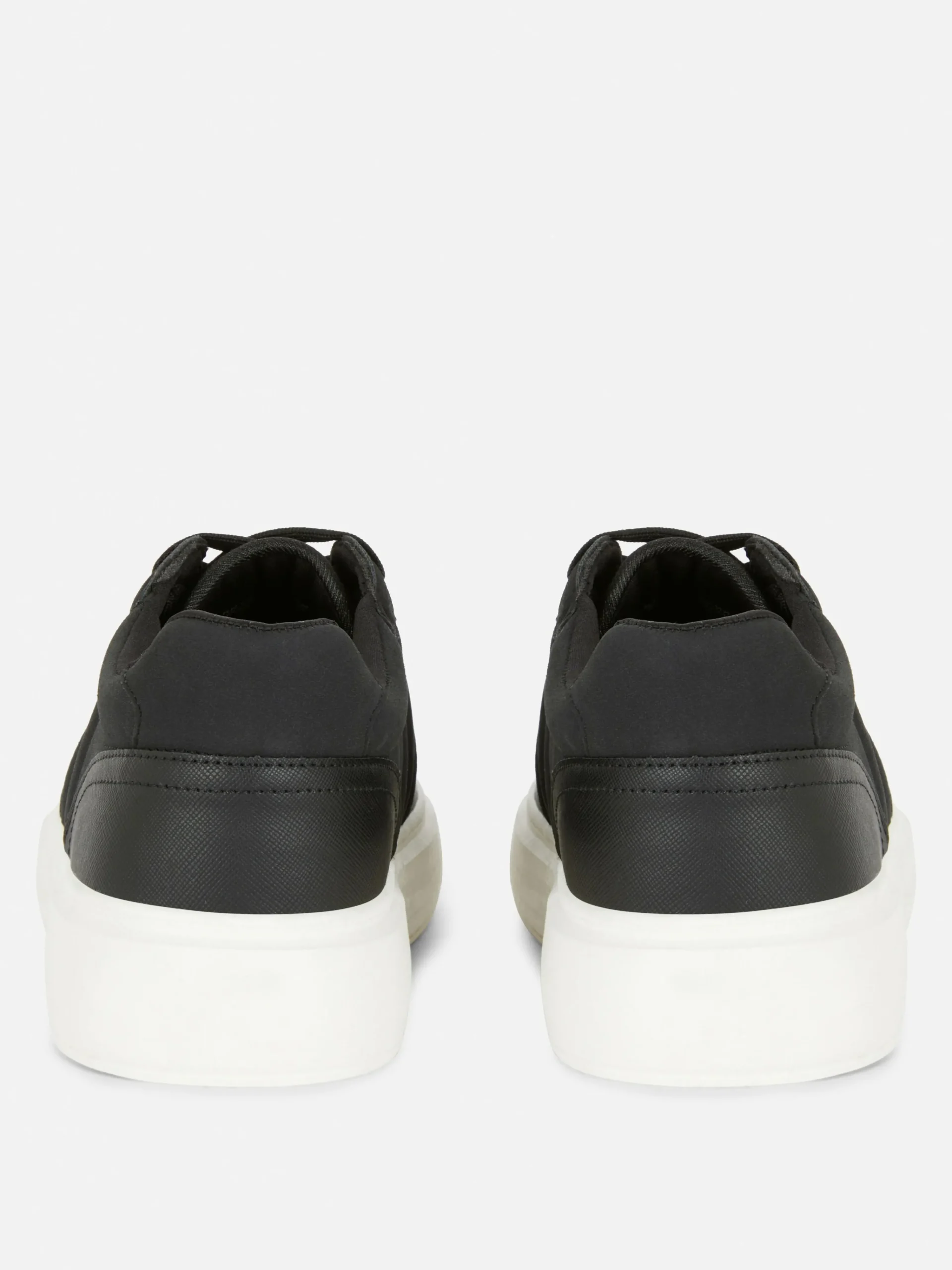 Primark Baskets Basses à Lacets Kem Noir