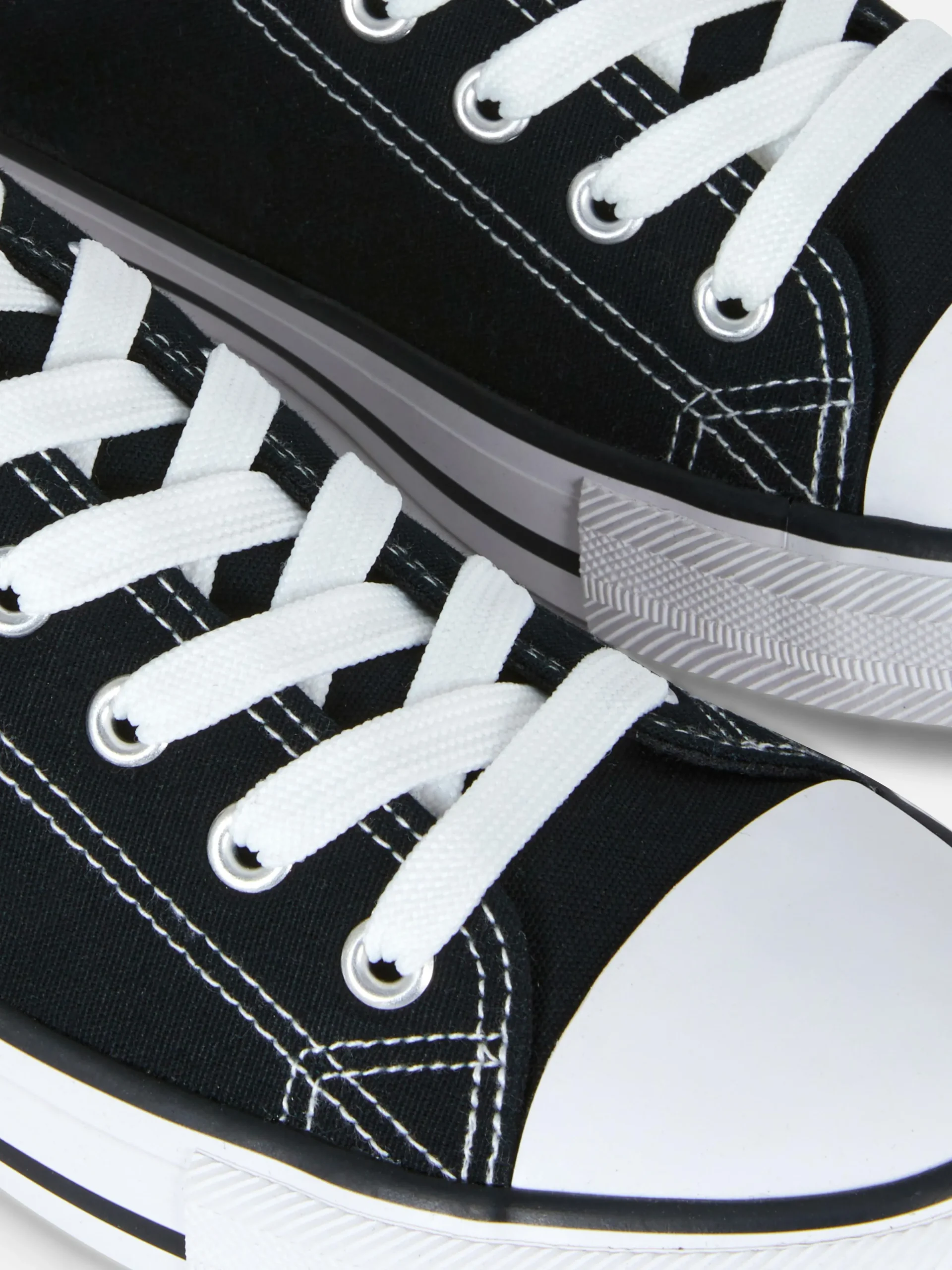 Discount Primark Baskets Basses Classiques En Toile Noir/Blanc