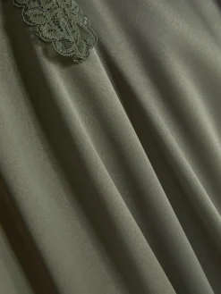 Clearance Primark Caraco De Pyjama En Satin Et Dentelle à Coordonner Kaki