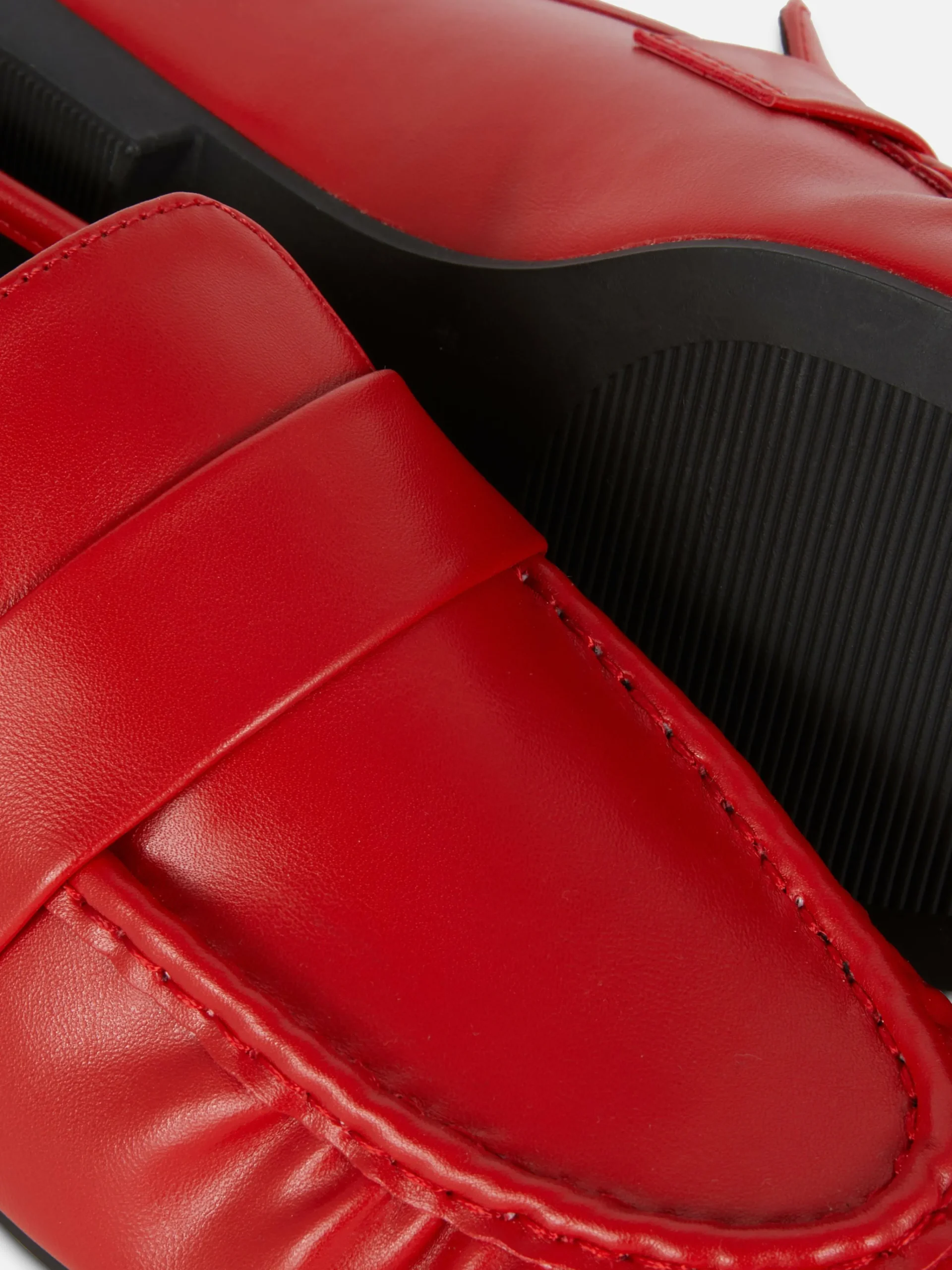 Hot Primark Mocassins Ruchés Rita Ora Rouge