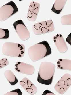 Clearance Primark PS... Faux Ongles Carrés Brillants Avec Cœurs Noir