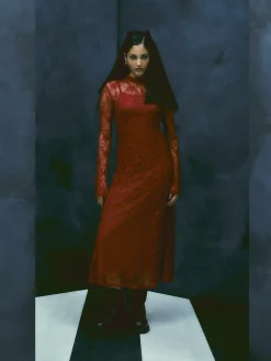 Primark Robe Mi-longue En Dentelle à Col Montant Beetlejuice X Colleen Atwood Rouge