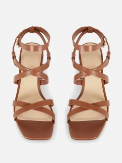 Sale Primark Sandales à Talon Carré Et Lanière Croisée Fauve